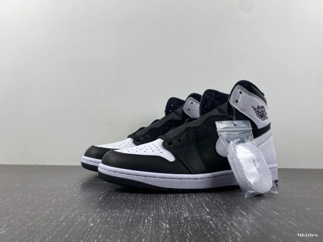 Rep TBkick High OG Reverse 1 Air Jordan DZ5485-010 Panda 0707
